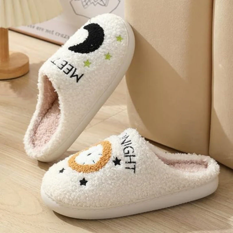 Cartoon Print Plush Slippers - Image 4