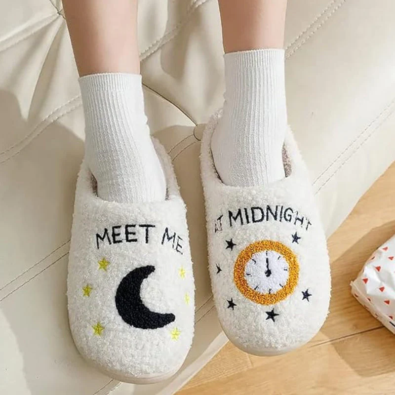 Cartoon Print Plush Slippers - Image 7