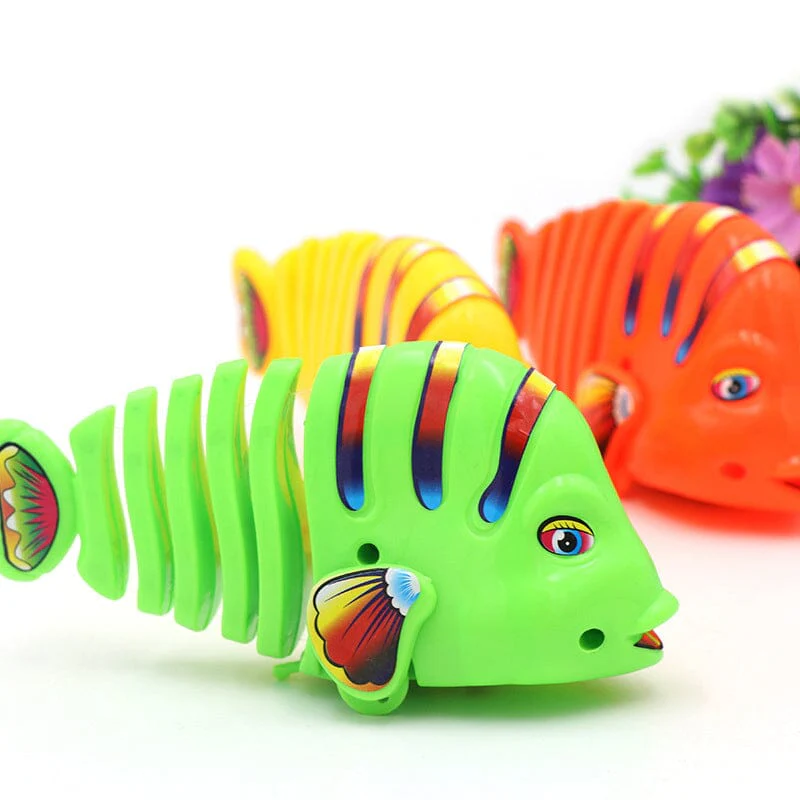 Clockwork Swinging Cartoon Fish  Toys - Image 4