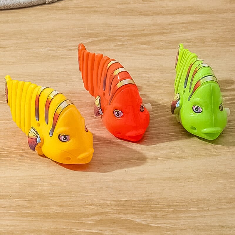 Clockwork Swinging Cartoon Fish  Toys - Image 9