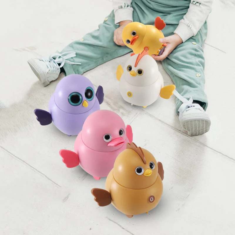 Cute swinging chicken toy - Image 12