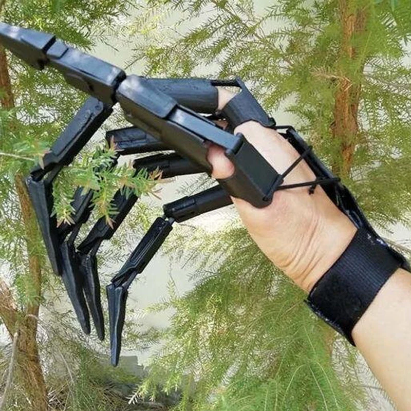 Halloween Props Articulated Fingers - Image 3