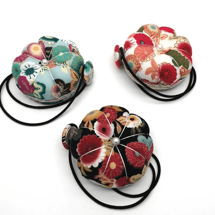 Premium Multi-Function Quilting Wrist Pin Pad - Image 4